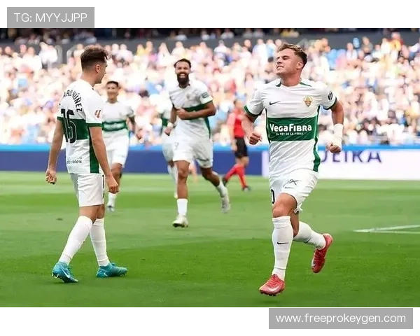 西甲降级区争夺白热化，各球队奋力抗争以保住赛季命运