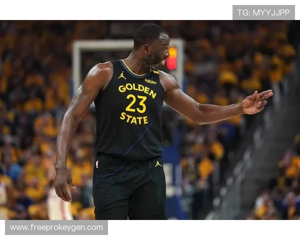 格林挡拆频繁制造错位，助勇士防守效率明显提升