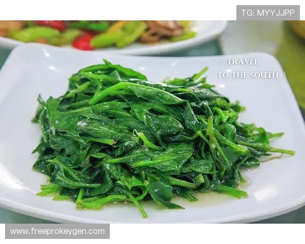 鲍春来居然在饭店点了三大份龙虾，旁边朋友都傻了眼！